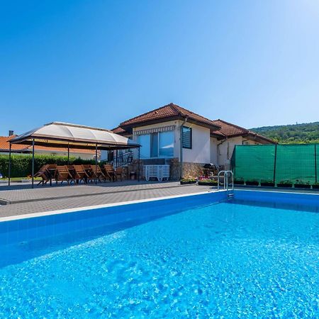 Geranium Holliday Villas Obrochishte Εξωτερικό φωτογραφία