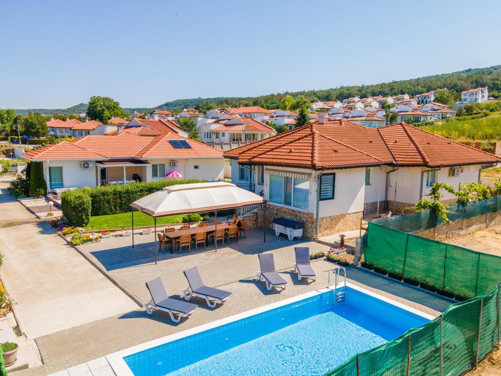 Geranium Holliday Villas Obrochishte Εξωτερικό φωτογραφία